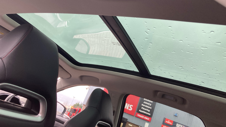 MG Hs 1.5 T-GDI Exclusive 5dr DCT Petrol Hatchback